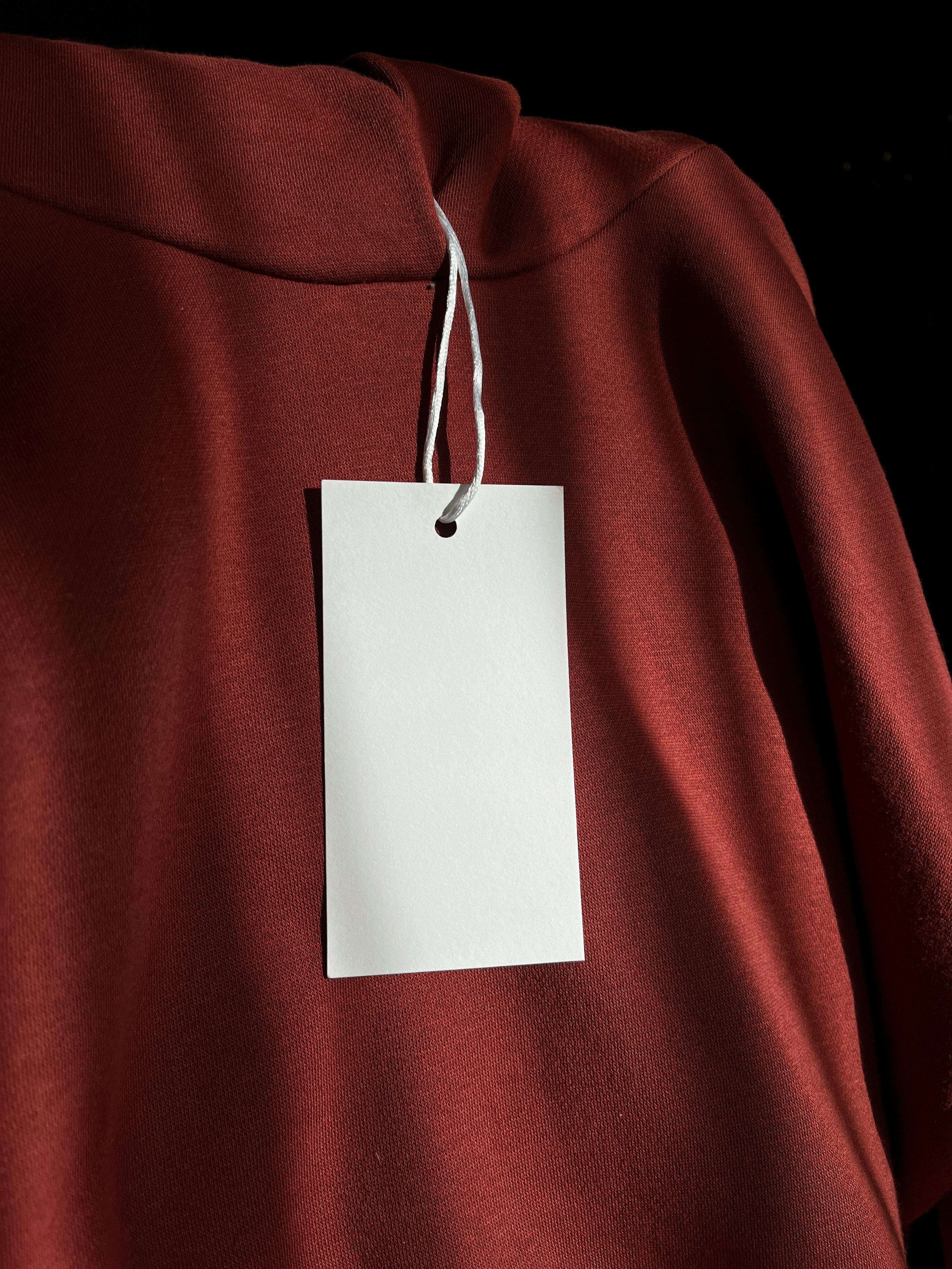 Custom Clothing Tags: Enhancing Brand Identity and Product Presentation